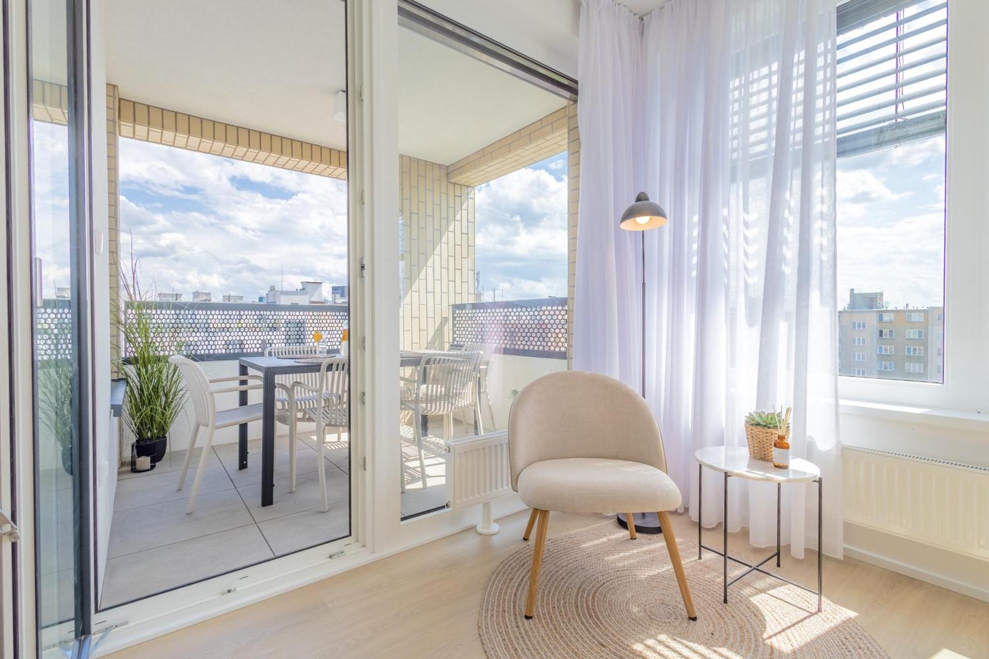 Ferienwohnung Bright 2Br - 8Th Floor, Balcony, Free Parking - By Gravity Prag Exterior foto